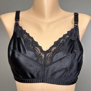 Vintage Partners Intimates Glossy Second Skin Satin Bra 40C Black Wireless Lace